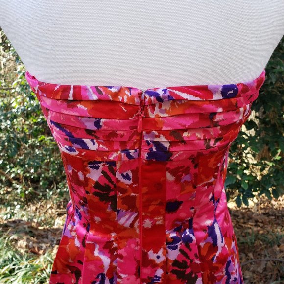 BCBG MAXAZRIA Begonia Bubble Hem Mini Dress in Bold Pink Floral Rose Size 12 New - Picture 7 of 10